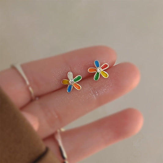 Ins Trendy Small Heart Gold Plated Earrings Minimalist Niche Ladies Ear Studs - Daebak