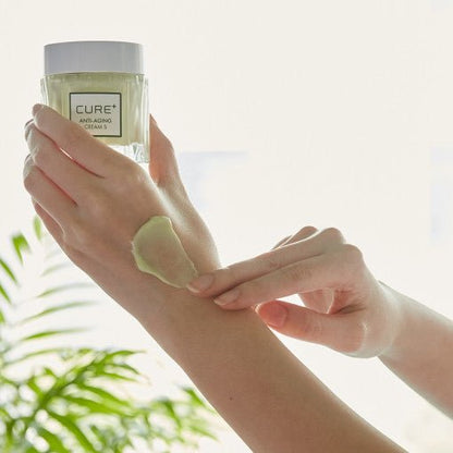[KIM JEONG MOON Aloe] Cure Anti-Aging Cream S 50g - Daebak