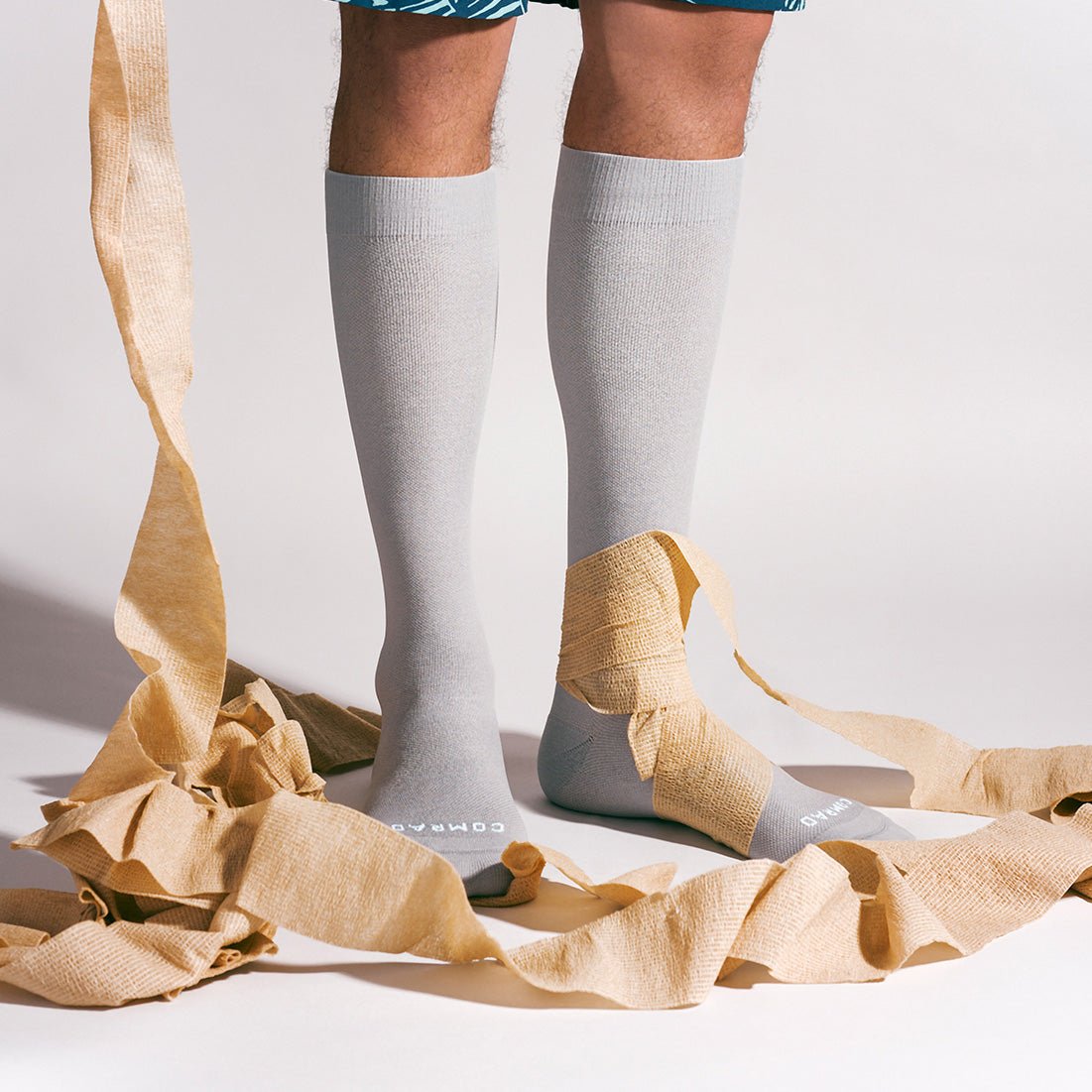 Knee-High Compression Socks - Solid - Daebak