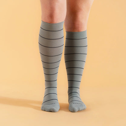 Knee-High Compression Socks - Stripes - Daebak
