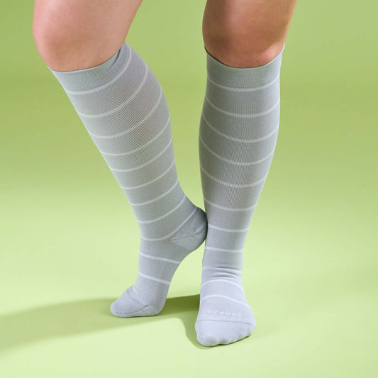 Knee-High Compression Socks - Stripes - Daebak