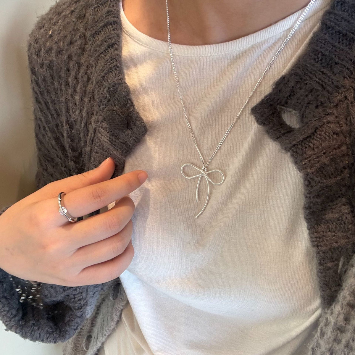 Korean Style Flower Bow Tie Texture Love Necklaces - Daebak