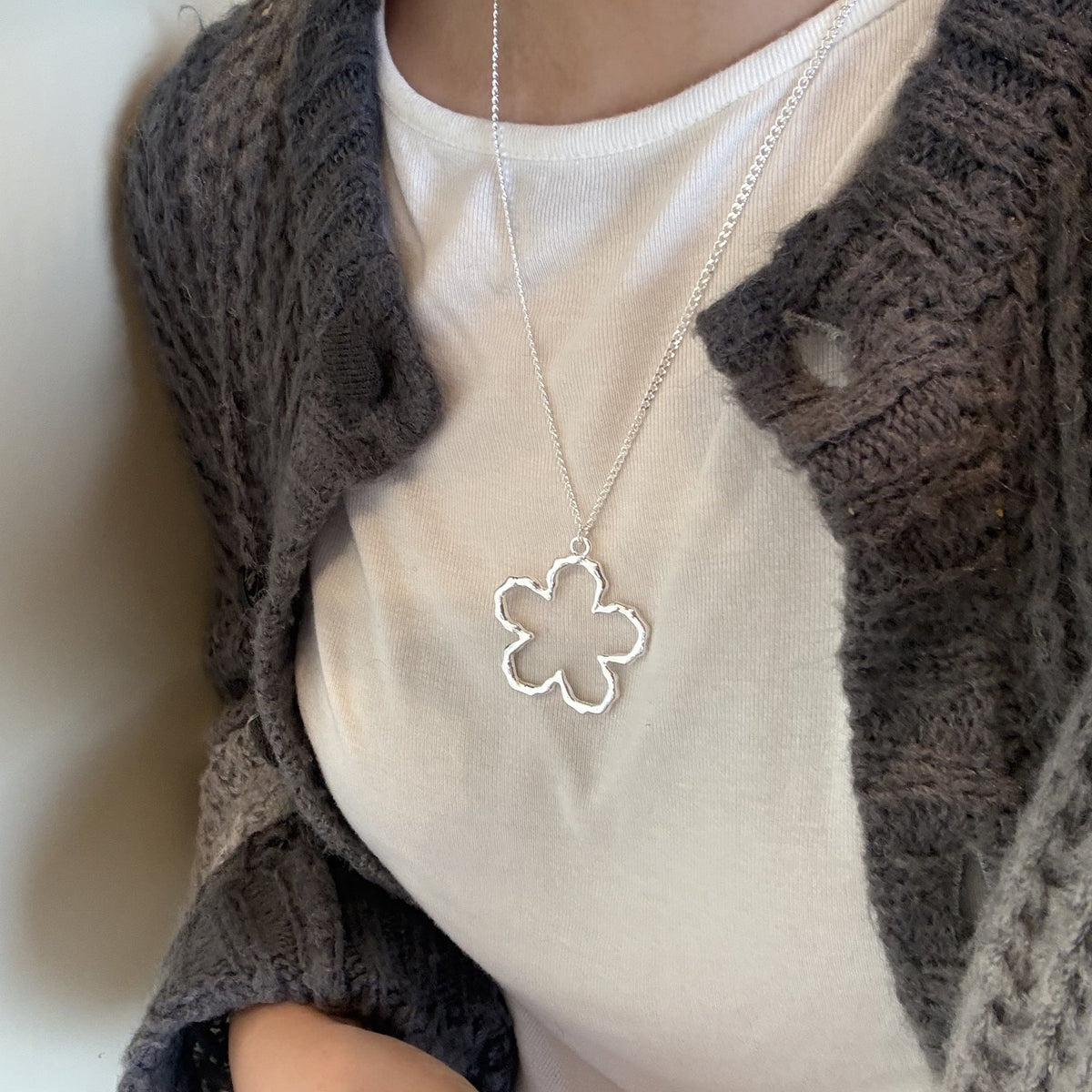 Korean Style Flower Bow Tie Texture Love Necklaces - Daebak