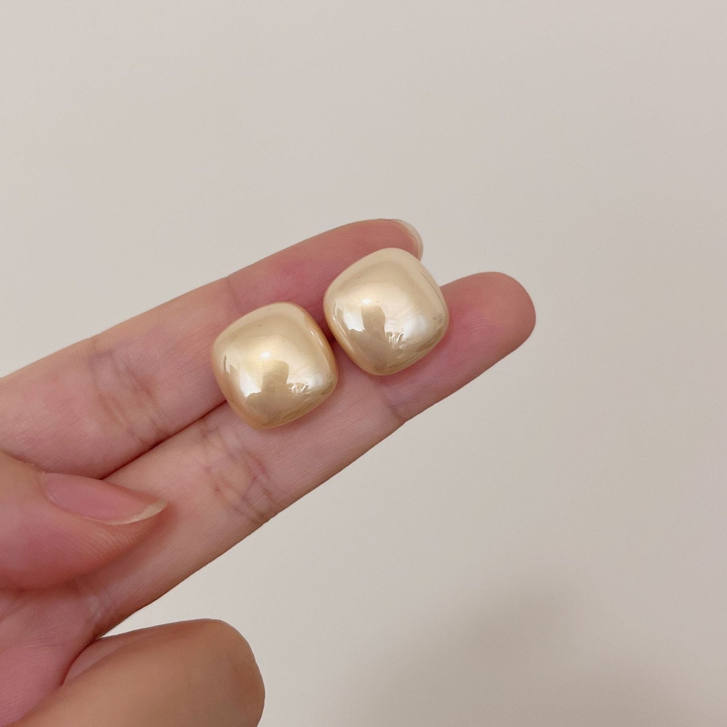 Korean Style Square Pearl Light Luxury Earrings - Daebak