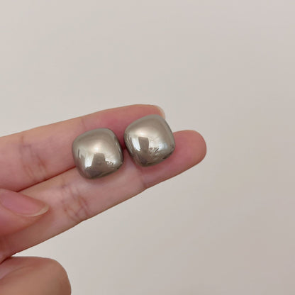 Korean Style Square Pearl Light Luxury Earrings - Daebak