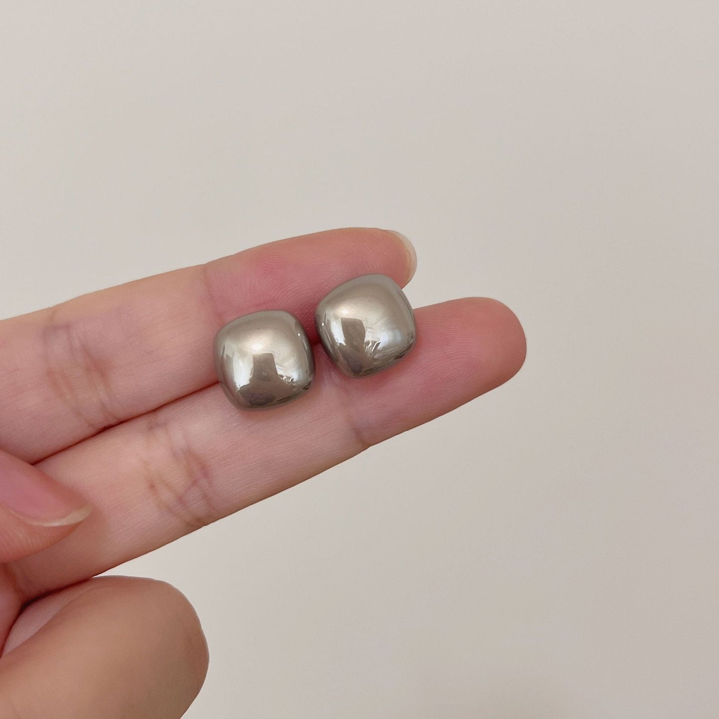 Korean Style Square Pearl Light Luxury Earrings - Daebak