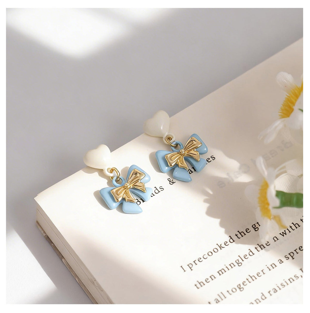 Korean Style Younger Delicate Heart Bow Eardrops Niche Ear Clip - Daebak