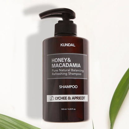 KUNDAL HONEY&MACADAMIA Pure Natural Balancing Refreshing Shampoo 500ml #LYCHEE & APRICOT - Daebak