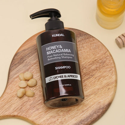KUNDAL HONEY&MACADAMIA Pure Natural Balancing Refreshing Shampoo 500ml #LYCHEE & APRICOT - Daebak