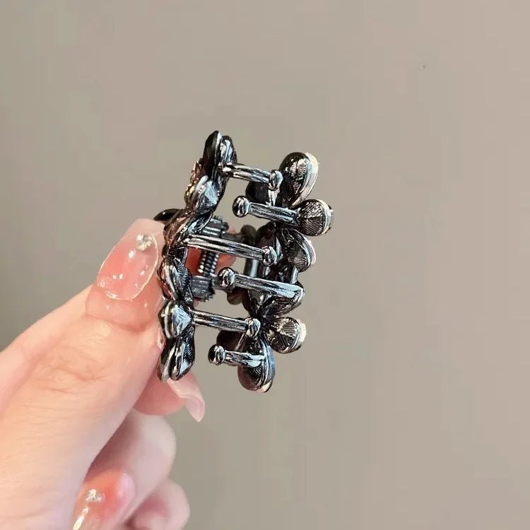 Light Luxury Imitation Crystal Flower Hair Gripper High-end Small Shark Clip Womens Back of Head Hair Clip Korean Style Headwear - Daebak