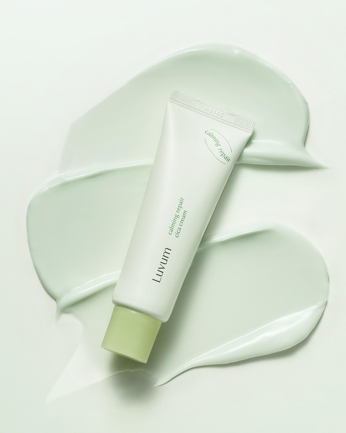 Luvum Calming Repair Cica Cream - Daebak