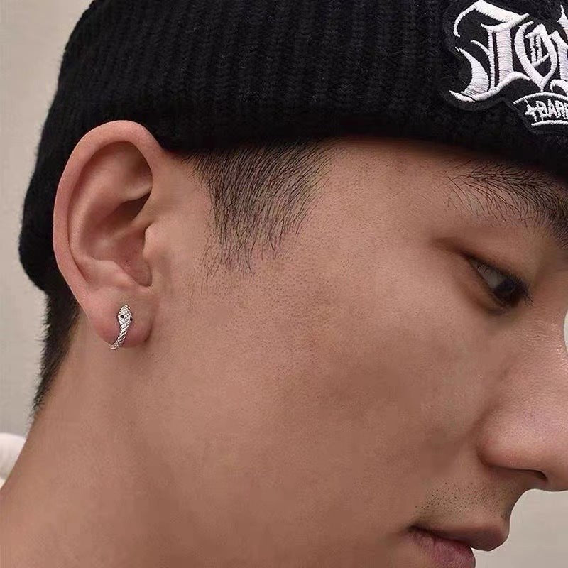 Men's Snake-shaped Single Korean Style Pseudo Pu Ear Clip - Daebak