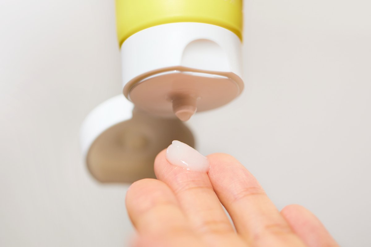 Nature Republic Vitapair C Peeling Gel - Daebak