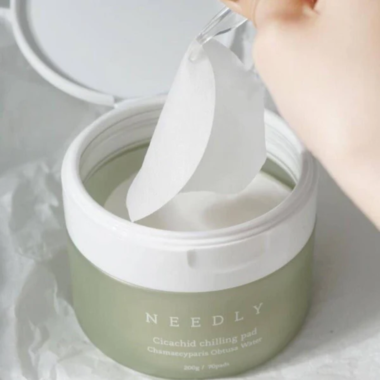 NEEDLY Cicachid Chilling Pad – Soothing & Pore Refining Toning Pads for Sensitive & Acne-Prone Skin (70 Pads) - Daebak