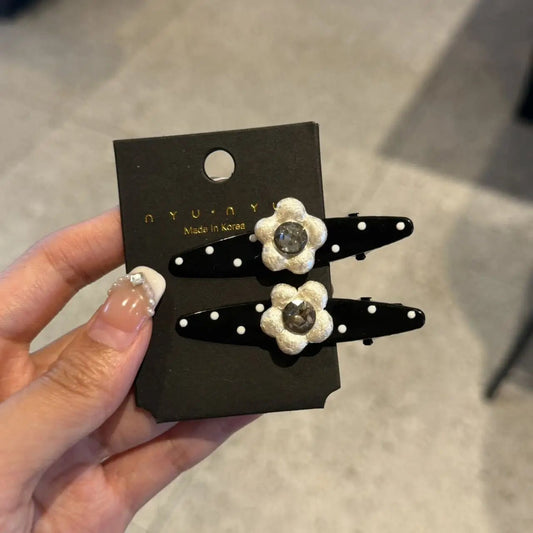 New Sweet Polka Dot Pearl Flower Clip Womens Bangs Clip Elegant Fashion Korean Style Duckbill Hair Rhinestone Accessory Pair Set - Daebak