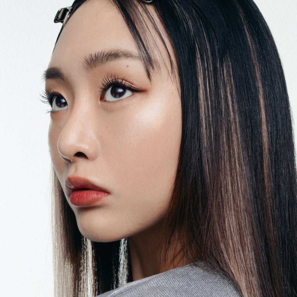 Oddtype Unveiled Skin Highlighter - Daebak