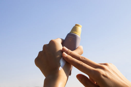 [haruharu wonder] ブラックライス ピュア ミネラル リリーフ デイリー サンスクリーン SPF50+ 50ml