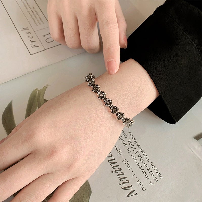 Retro Daisy Korean Fashion Graceful Mori Sunflower Bracelet - Daebak