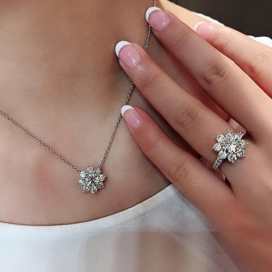 Shi Korean Style Fashion Elegant Snowflake Zircon Versatile Jewelry Set - Daebak