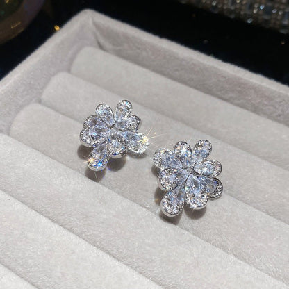 Style Super Flash Zircon Flower Korean Niche Bone Light Luxury Ear Clip - Daebak