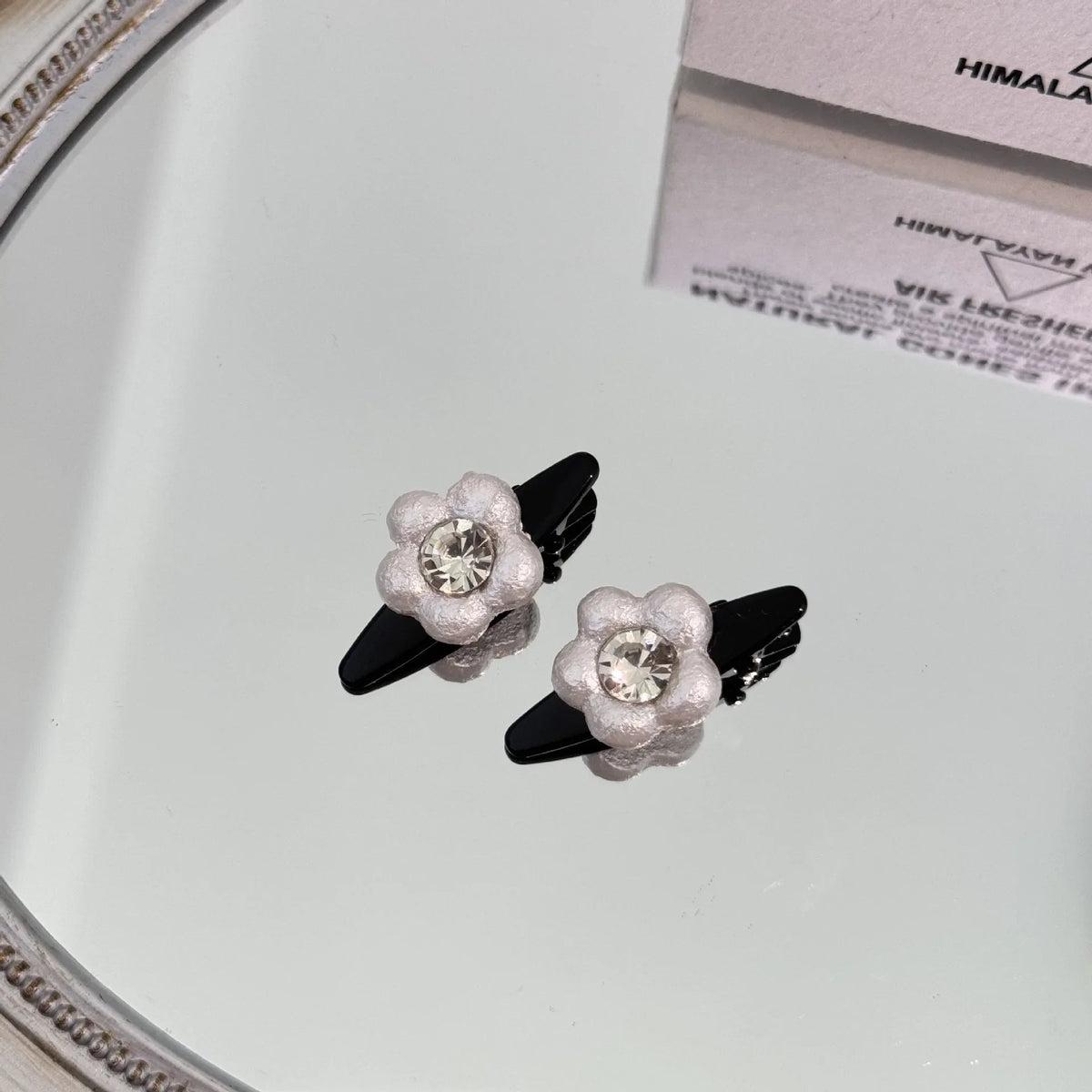 Sweet Polka Dot Pearl Flower Clip Womens Bangs Clip Elegant Fashion Korean Style Duckbill Hair Rhinestone Accessory Pair Set - Daebak