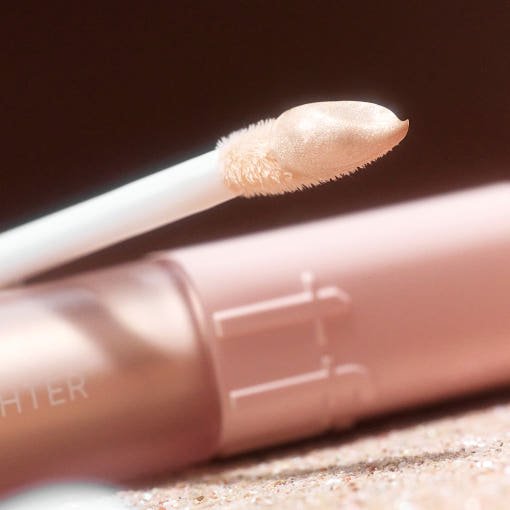 tfit Idol Contour Highlighter 5.5g #Shine Beige - Daebak