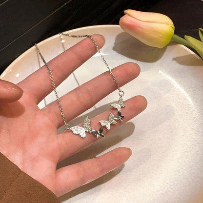 Women's Flash Butterfly Korean Light Luxury Temperament Versatile High-grade Zircon Clavicle Necklace - Daebak