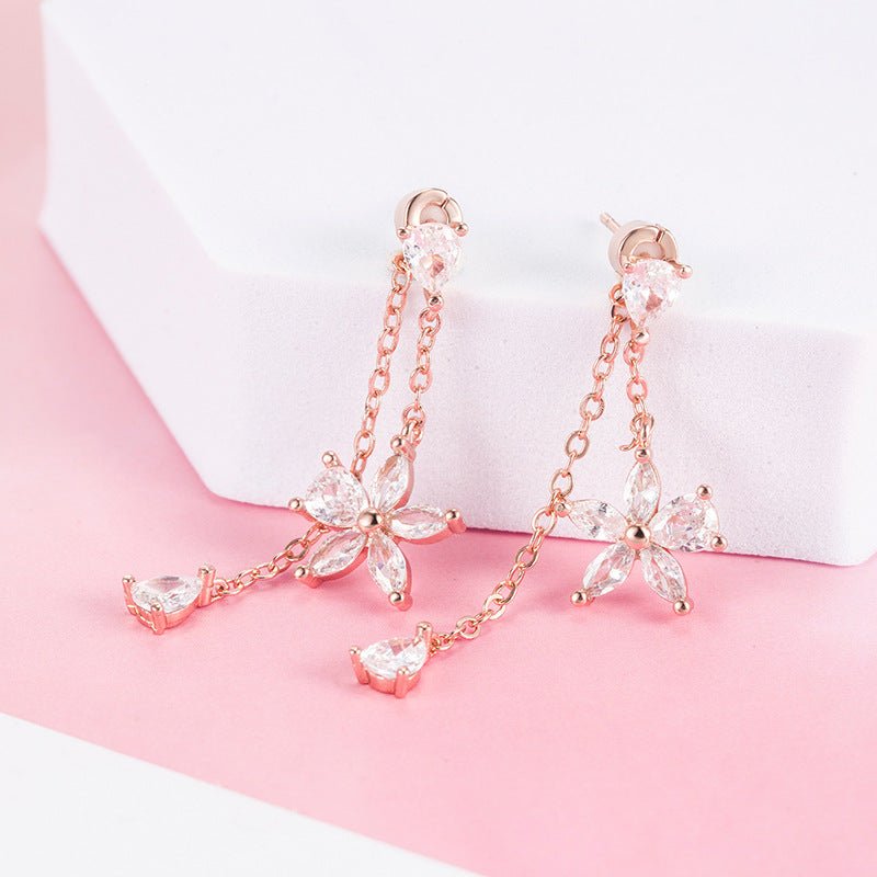 Women's Korean Fresh Five Petal Flower Elegant Stud Earrings - Daebak