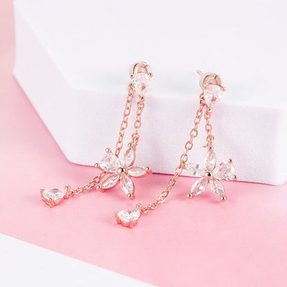 Women's Korean Fresh Five Petal Flower Elegant Stud Earrings - Daebak