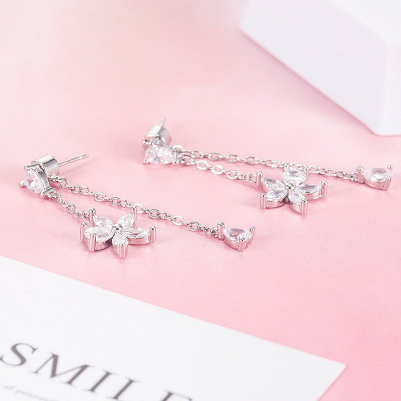 Women's Korean Fresh Five Petal Flower Elegant Stud Earrings - Daebak