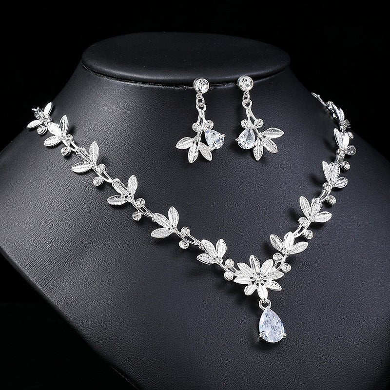 Women's Korean Style Minimalist Ethnic With Jewelry Set - Daebak