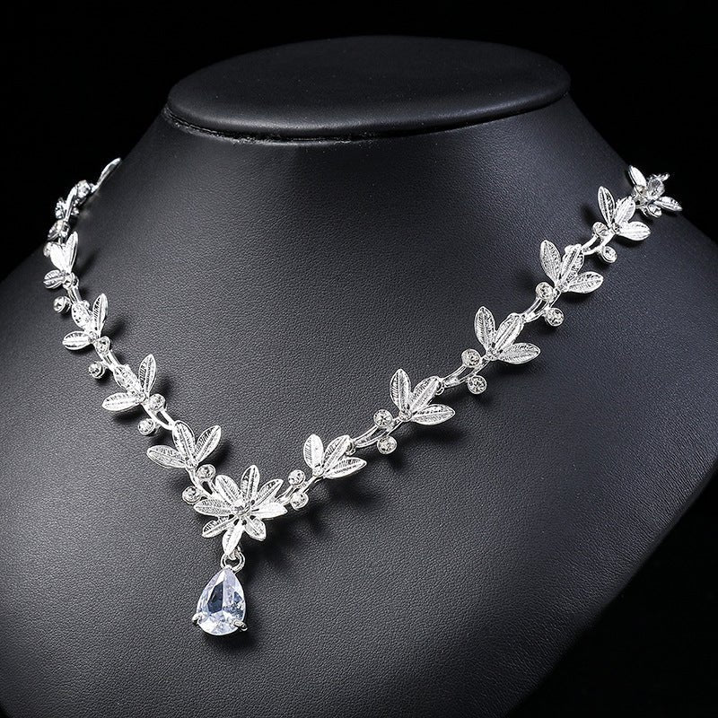 Women's Korean Style Minimalist Ethnic With Jewelry Set - Daebak