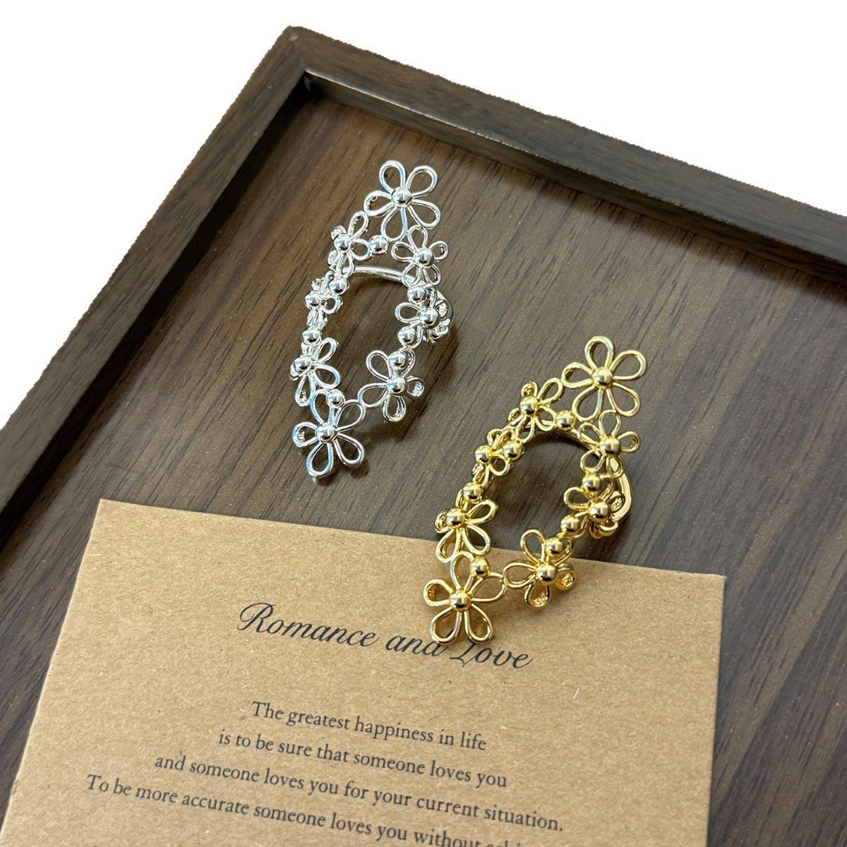 Women's Korean Style Niche Hollow Metal Flower Lace Ring - Daebak