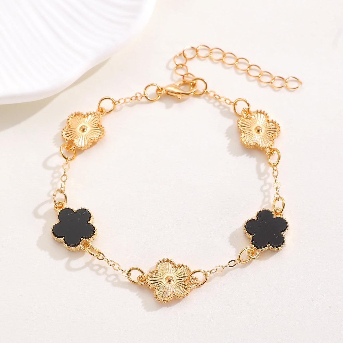 Women's Korean Style Parthenocissus Grass Simple Petal Five-leaf Jewelry Set - Daebak