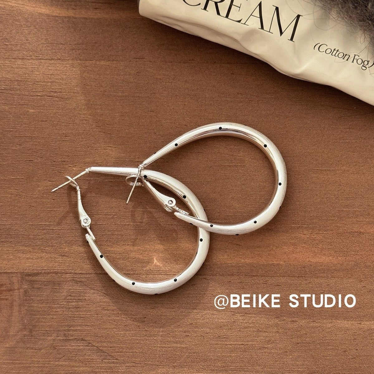Women's Korean Style Sier Geometric Circle Polka Dot High Rings - Daebak
