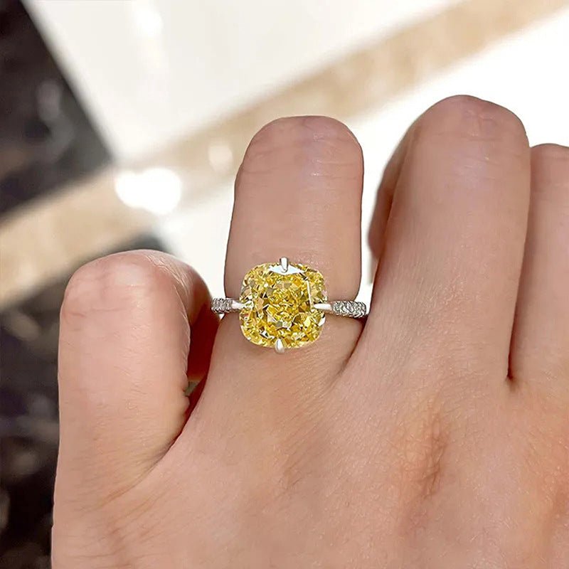 Women's Shi Elegant Korean Imitation Citrine Wax Inlaid Square Ring - Daebak