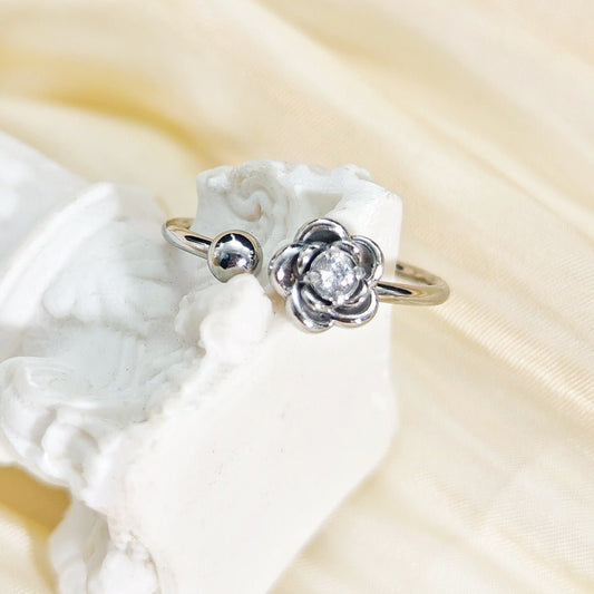 Women's Steel Korean Style Simple Light Luxury Rose Diamond Graceful Flower Ring - Daebak