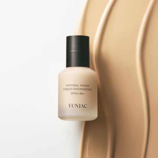 Fondotinta liquido Natural Finish YUNJAC SPF50+ PA++ 40ml