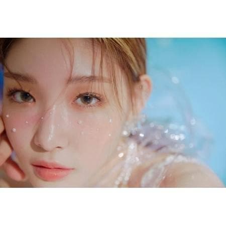 CHUNG HA - Blooming Blue (3rd Mini Album) - Daebak