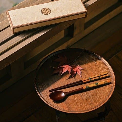 Lacquered Spoon & Chopsticks Set - Daebak