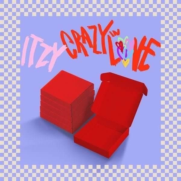 (Last stock!) ITZY - CRAZY IN LOVE (1st Album) - Daebak