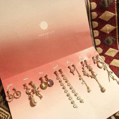 October Is The Month That Permeates You Earrings (handmade) - Daebak