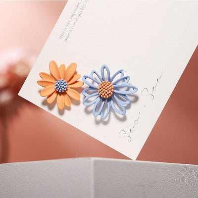 Vivid Flower Earrings (worn by MAMAMOO Solar & OHMYGIRL Arin) - Daebak