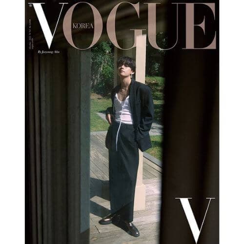 Vogue Korea October 2022 Issue (Cover: BTS V) *Limited Stock - Daebak